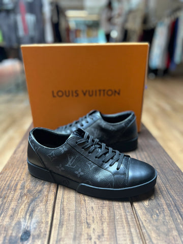 Louis Vuitton Low Trainer "Black Monogram"