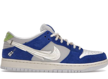 Nike SB Dunk Low "Fly Streetwear"