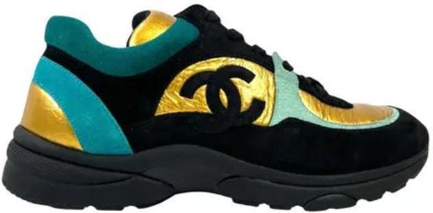 Chanel Calfskin Trainer &quot;Black/Gold&quot; (pre-owned)