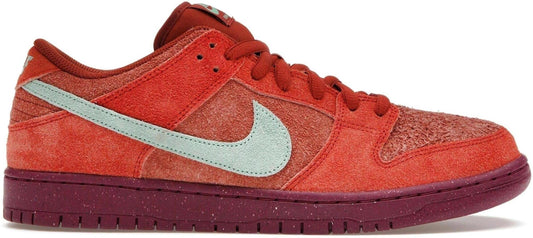 Nike Dunk Low SB "Mystic Red"