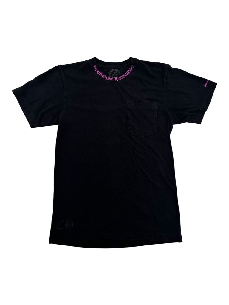 Chrome Hearts Neck Letters Tee Purple Black