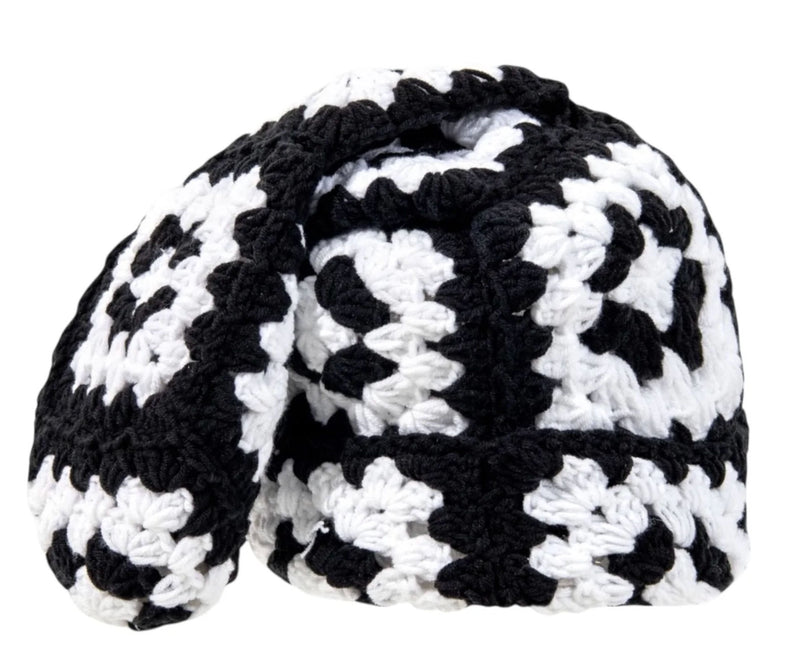 Arkyve Mono Square Crochet Sock Hat Black White