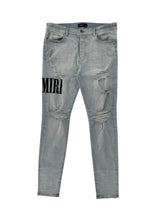 Amiri Embroidered Logo Distressed Jeans Lightwash