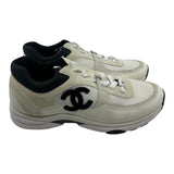 Chanel Wmns CC Logo Sneaker White Black