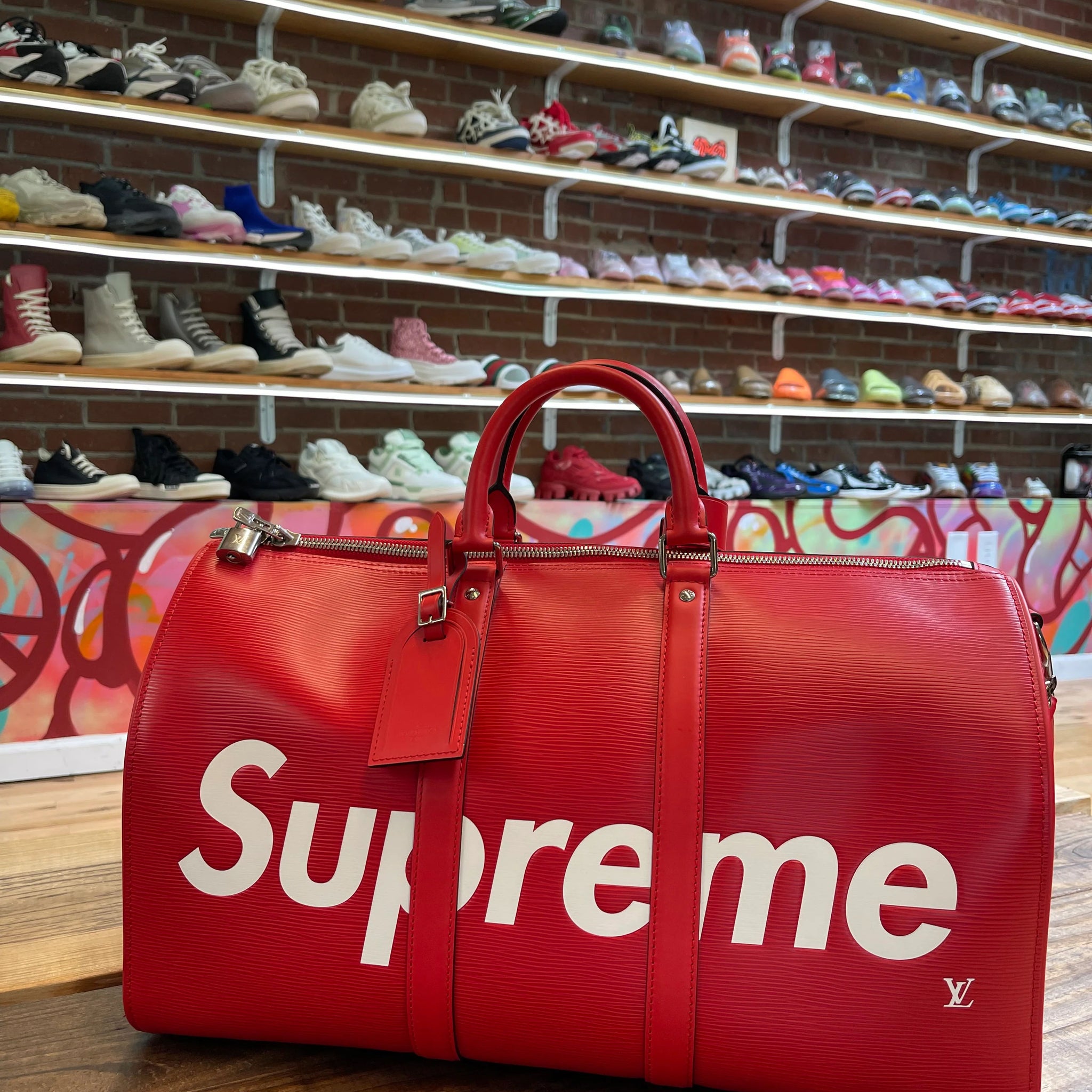 Louis Vuitton x Supreme Duffle "Red"