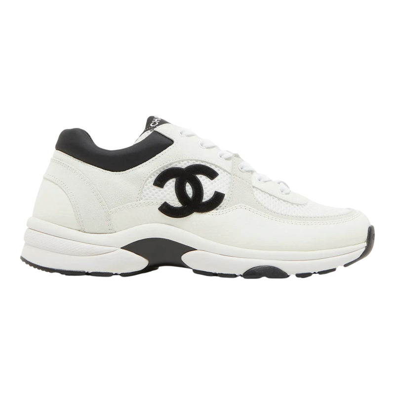 Chanel Wmns CC Logo Sneaker White Black