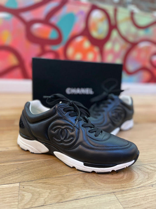 Chanel Calfskin Sneaker "Black/White" (Pre-Owned)