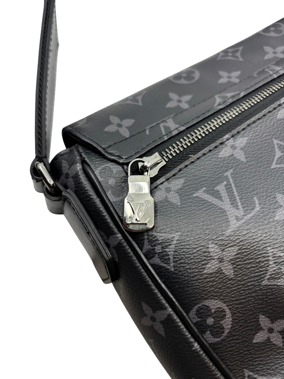 Louis Vuitton District PM Messenger Bag Black