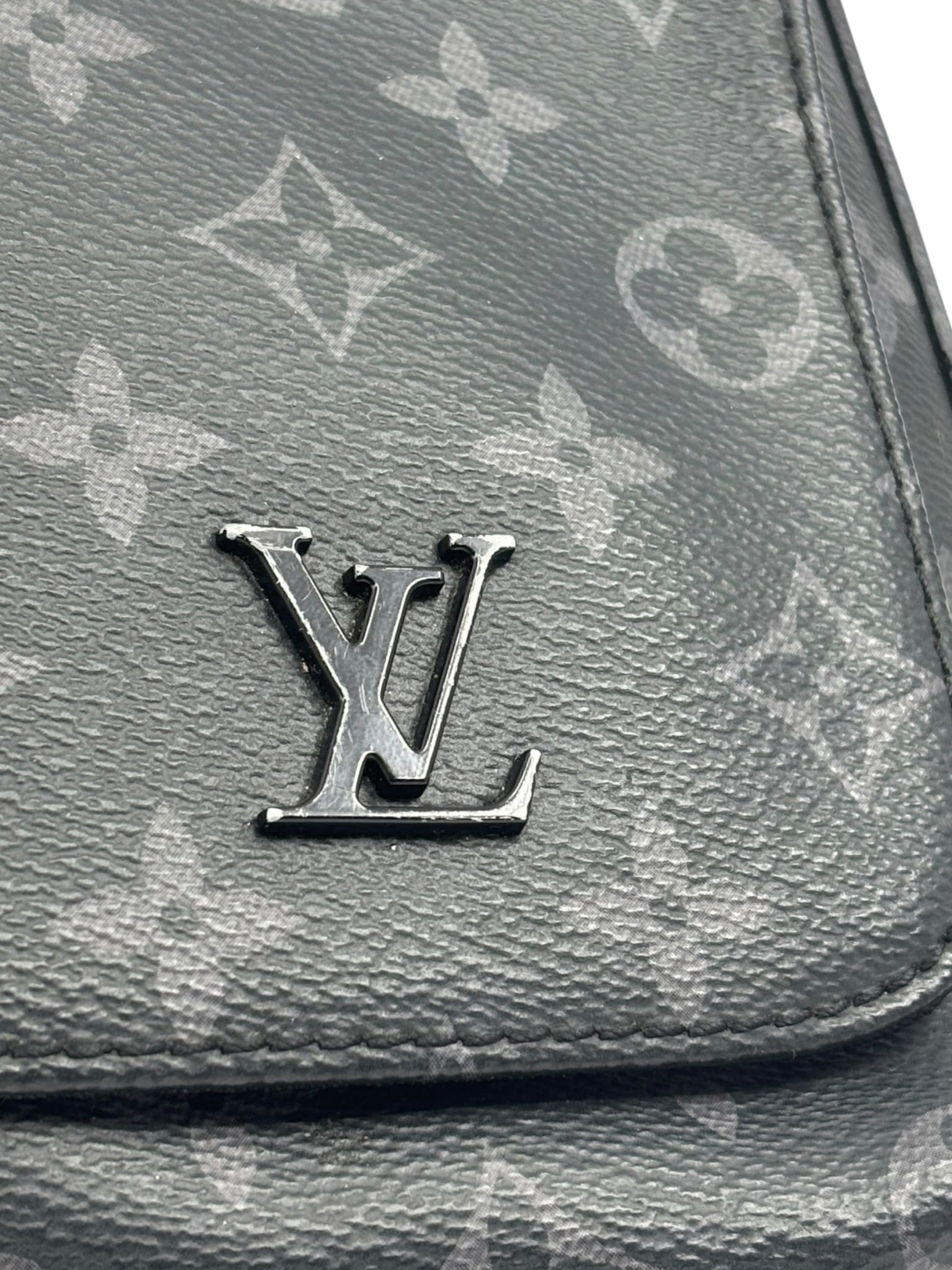 Louis Vuitton District PM Messenger Bag Black