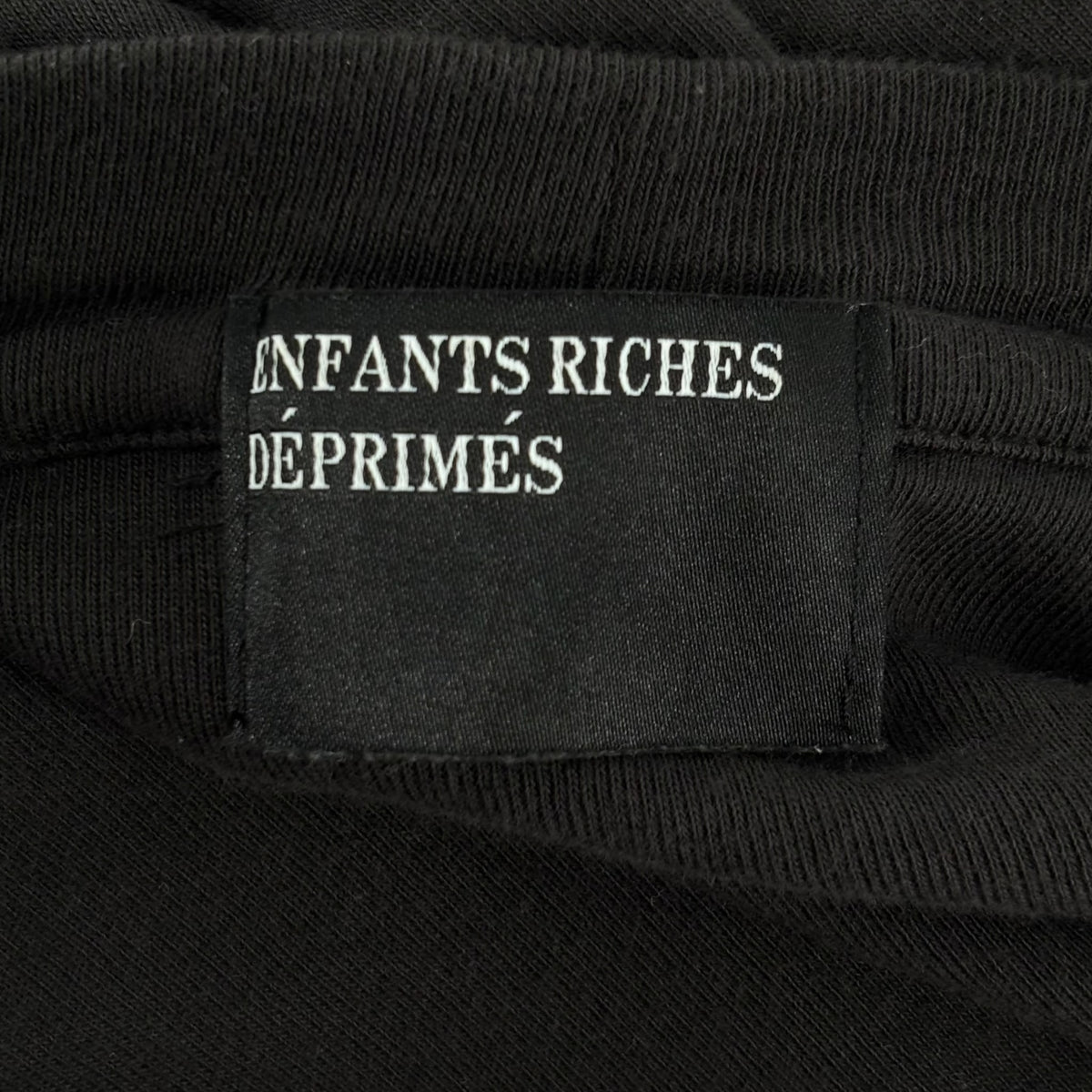 ERD Woman In Sheets Tee Black