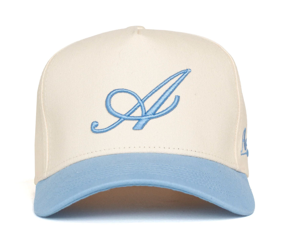 Arriviste Initial Snapback White/Blue