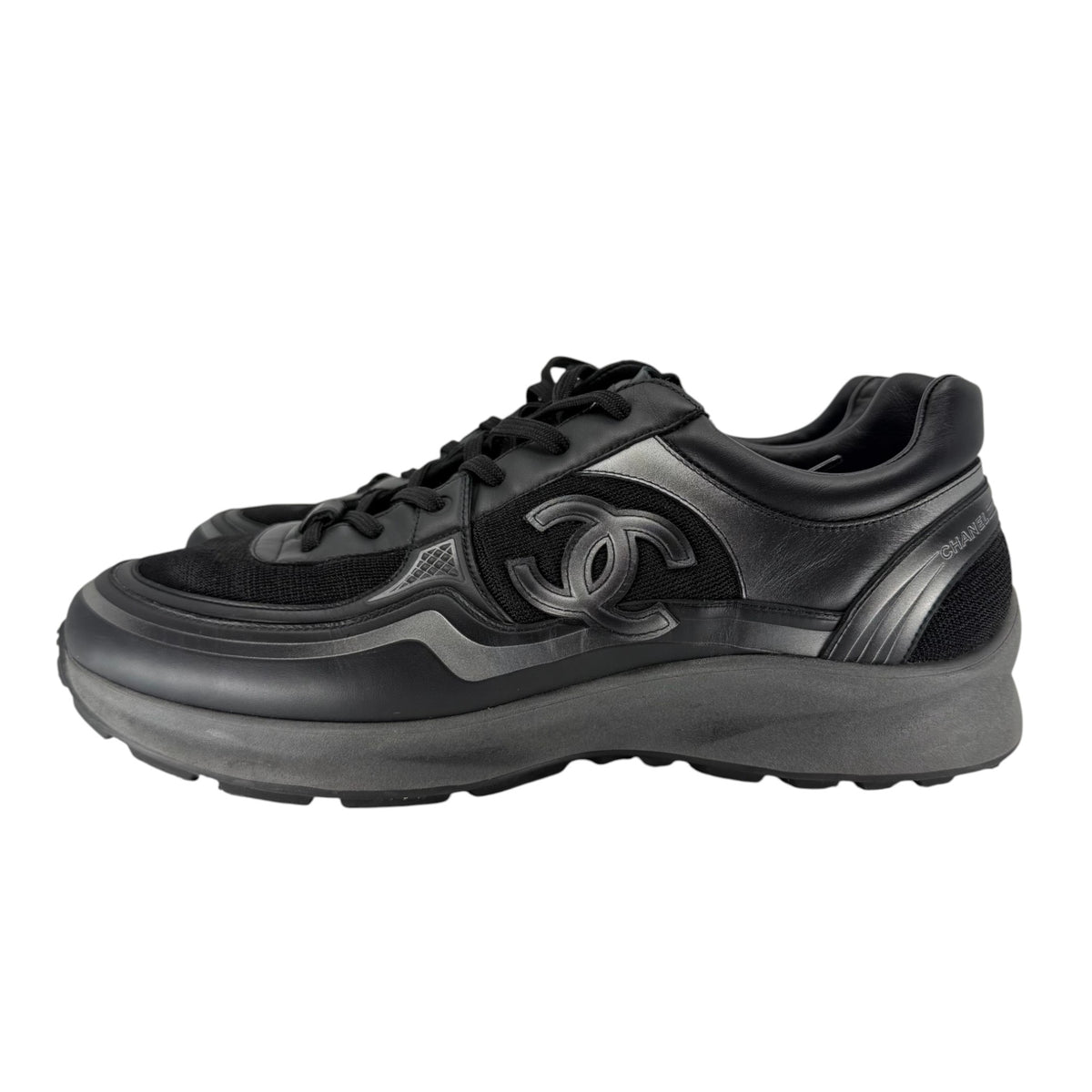 Chanel Runner Black