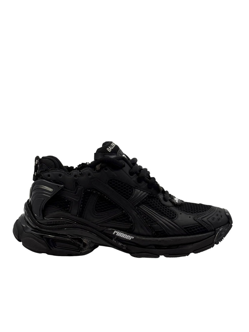 Balenciaga Runner Triple Black