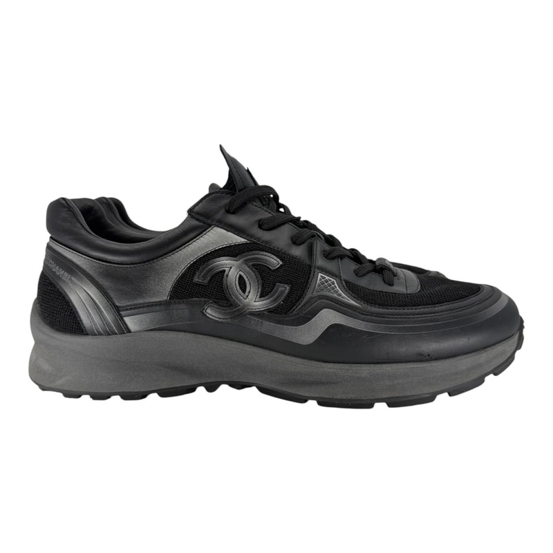 Chanel Runner Black