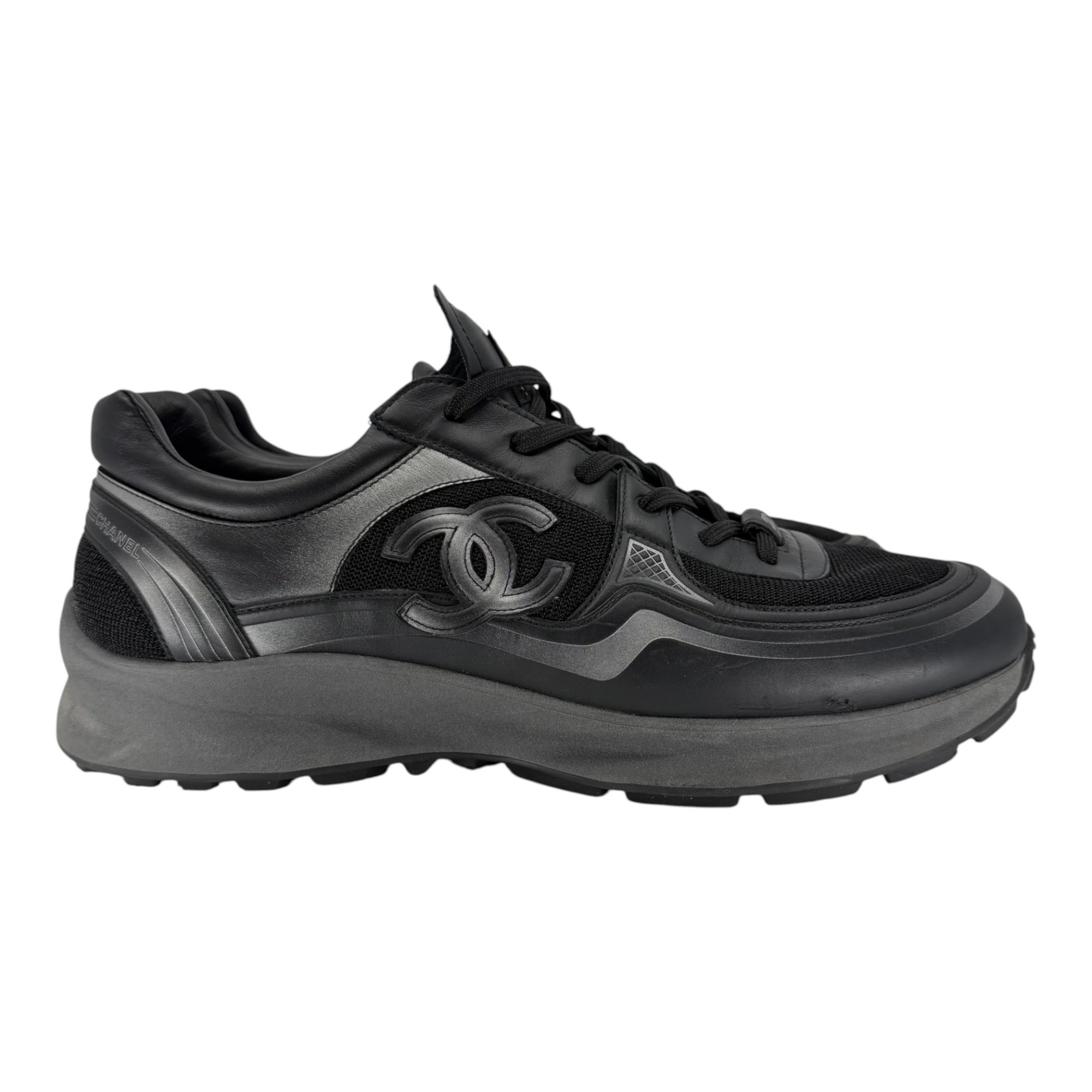 Chanel Runner Black